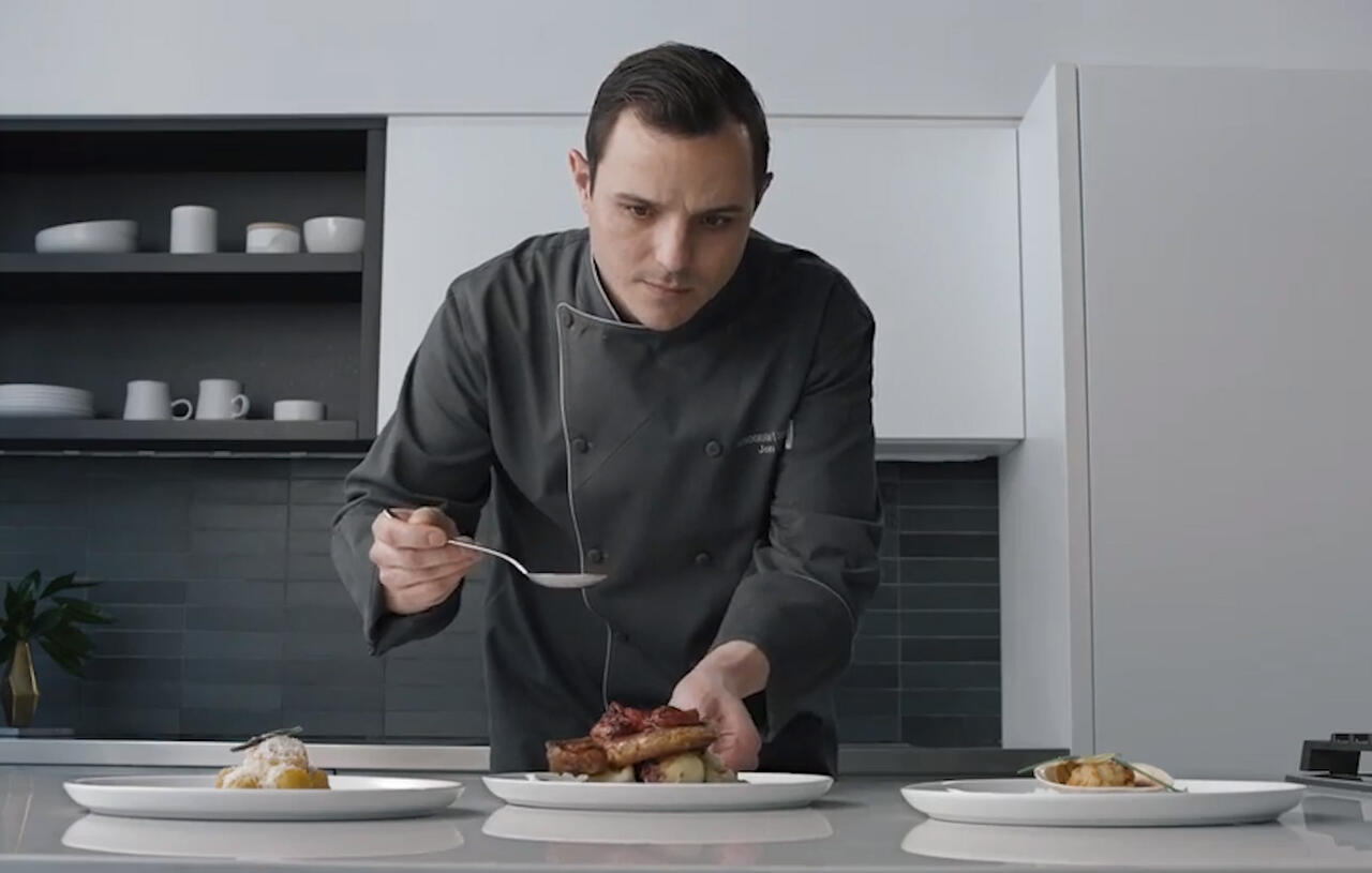 video-poster-chef-jon-liddell